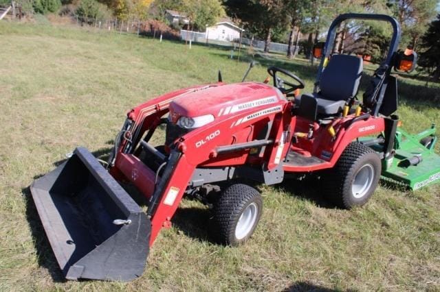 Main image Massey Ferguson GC2600