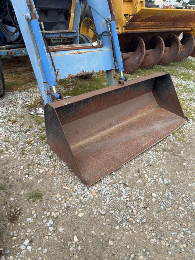 Image of Ford 7740 equipment image 2