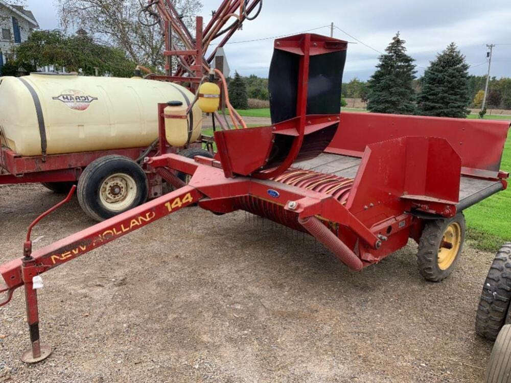 Main image New Holland 144