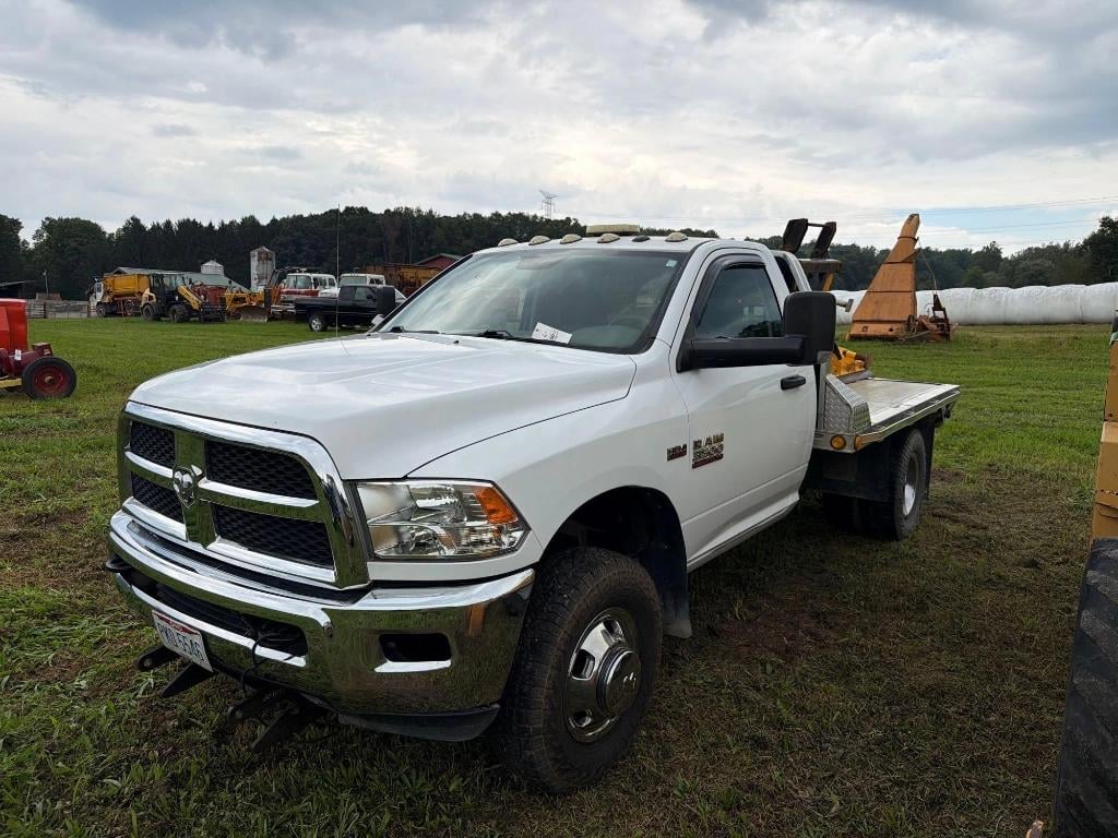 2017 Dodge Ram 3500 Equipment Image0
