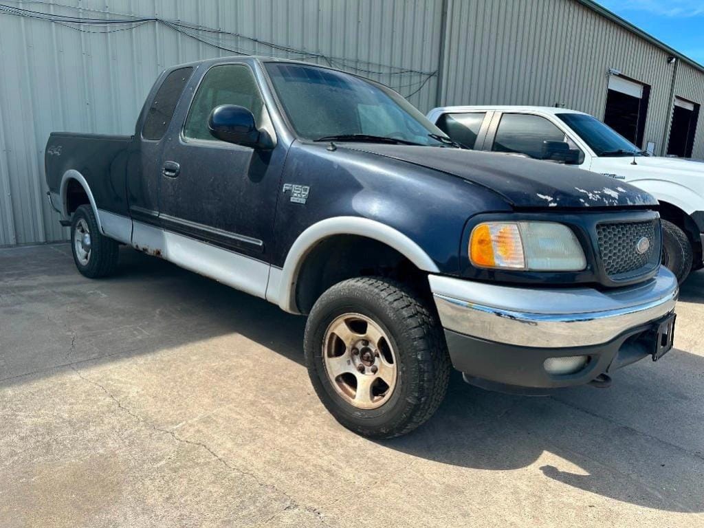 2000 Ford F-150 Equipment Image0
