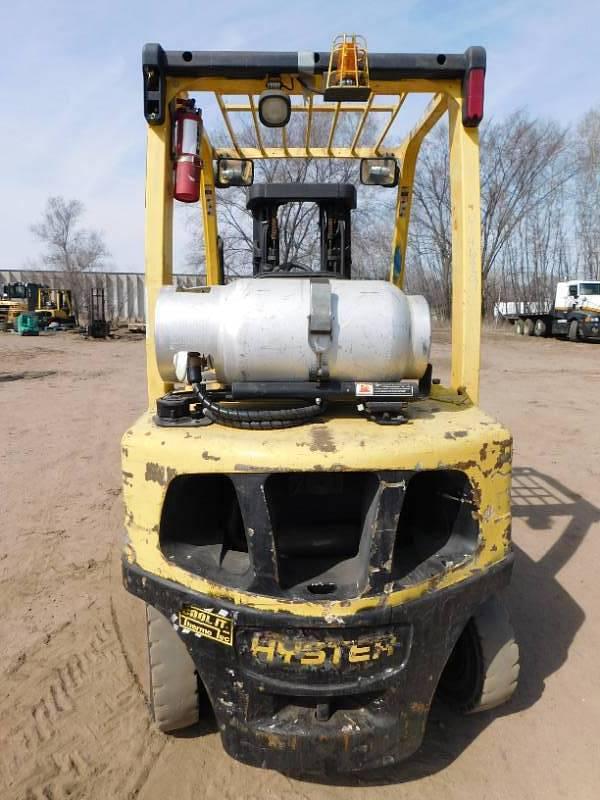 Image of Hyster H50FT equipment image 2