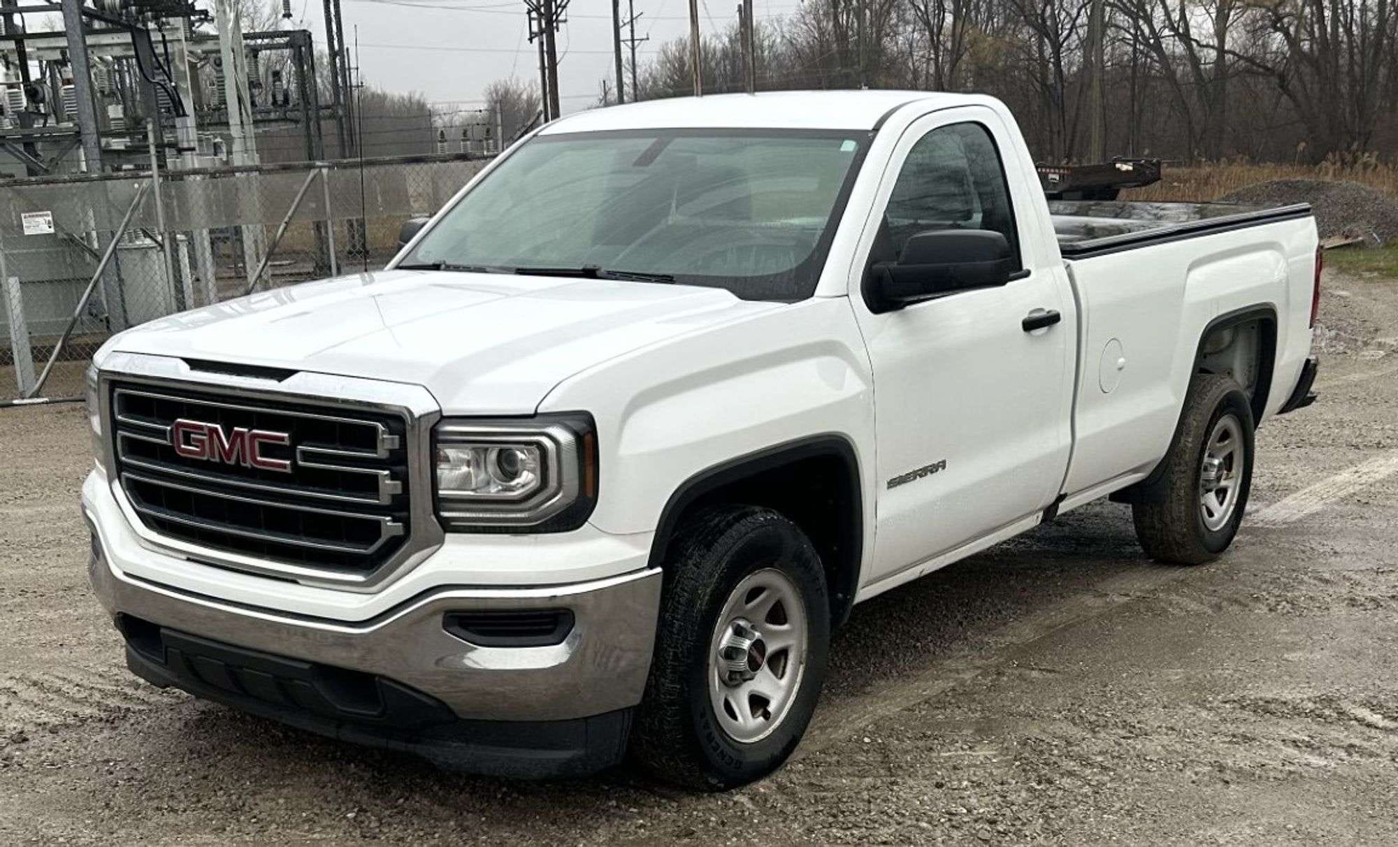 2017 GMC 1500 Equipment Image0