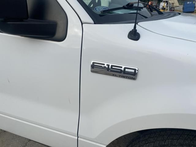 Image of Ford F-150 equipment image 2