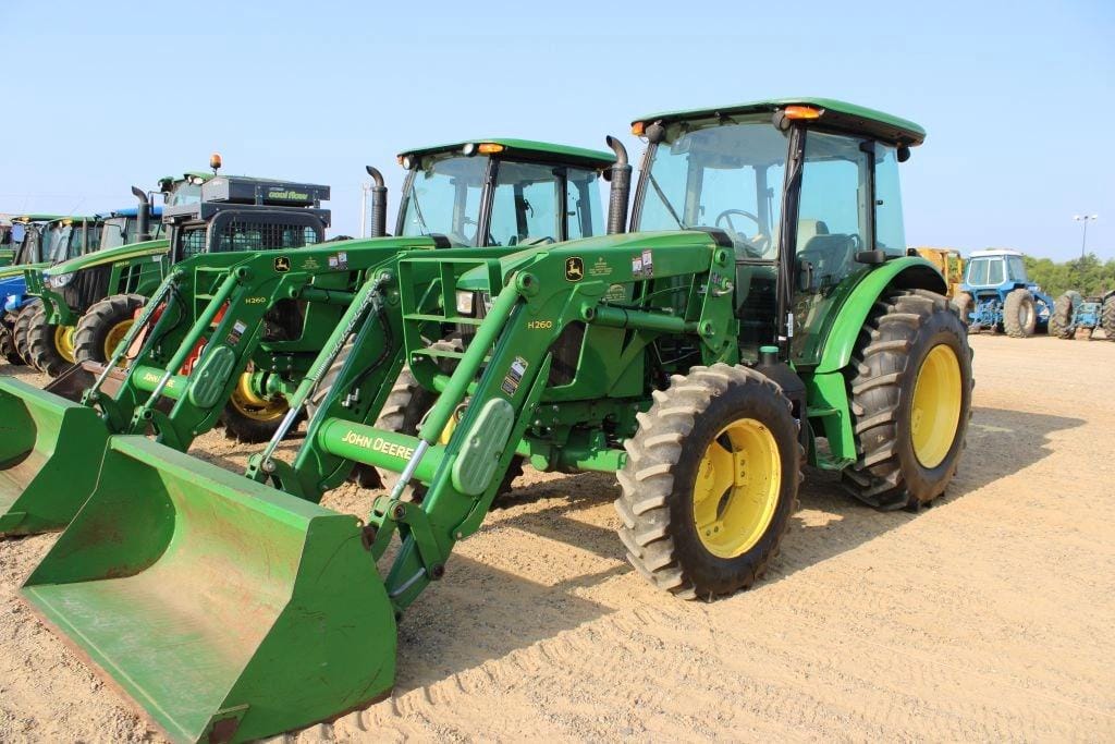 John Deere 5100E Equipment Image0