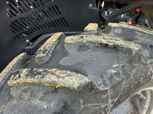 Image of Case IH Magnum 310 equipment image 4