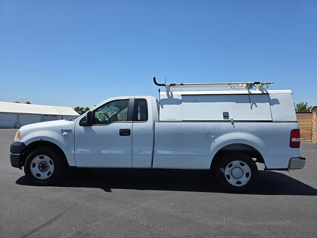 Image of Ford F-150 equipment image 4