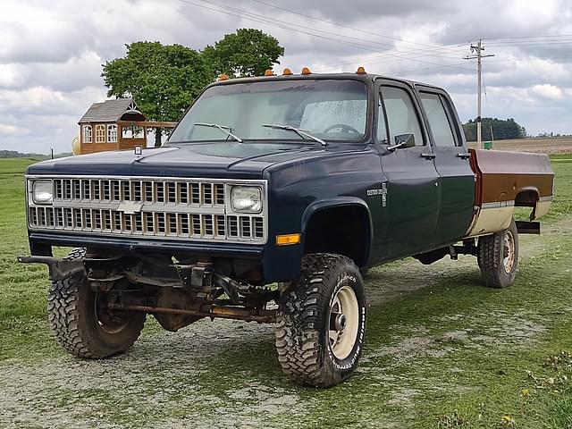 Image of GMC K3500 equipment image 1