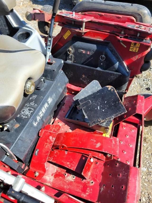 Image of Exmark Lazer Z equipment image 4