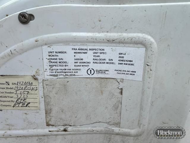 Image of Freightliner 108SD equipment image 3