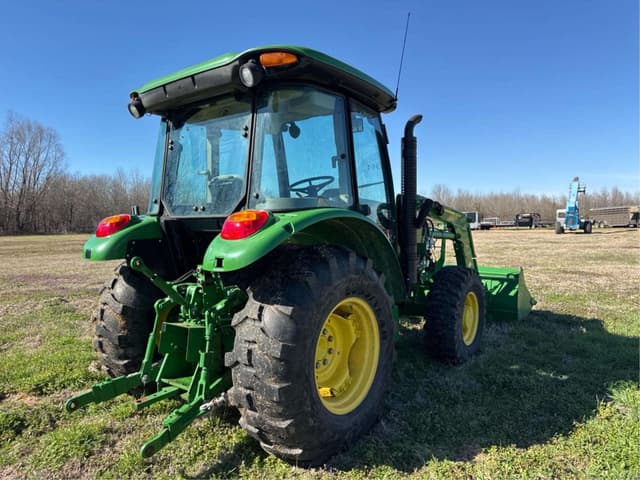 Image of John Deere 5065E equipment image 4