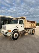 1991 International 4900 Image