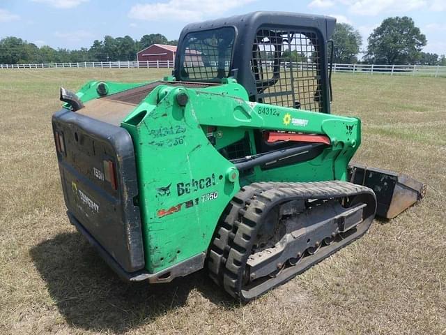 Image of Bobcat T550 equipment image 2