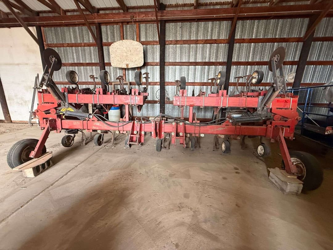 Image of Case IH 183 Primary image