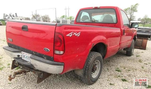 Image of Ford F-250 equipment image 3