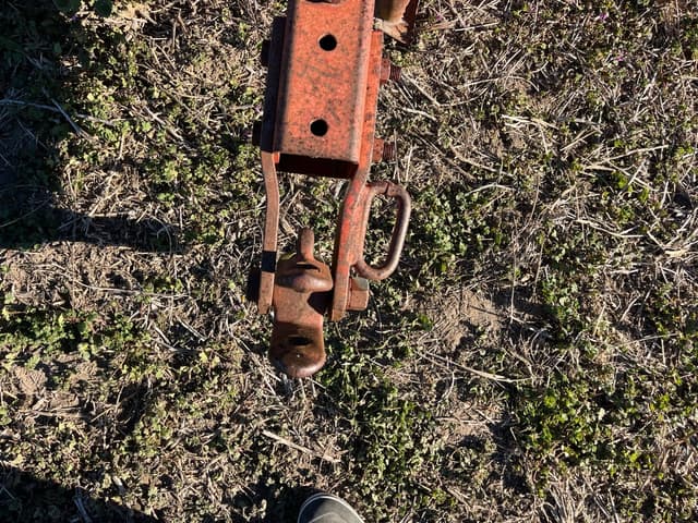 Image of Massey Ferguson 620 equipment image 4