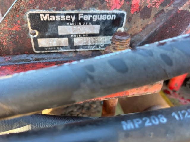 Image of Massey Ferguson 620 equipment image 2
