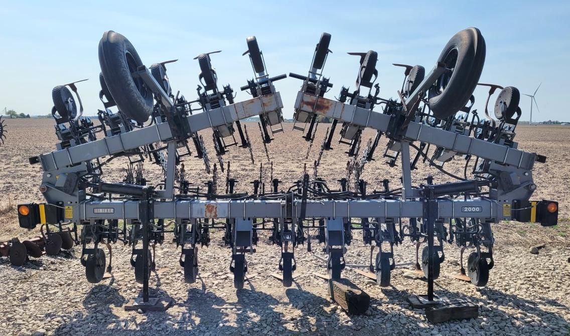 Main image Hiniker 2000