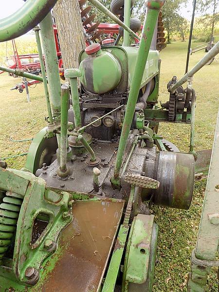 Image of John Deere B equipment image 3