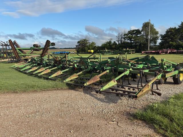 Image of John Deere 985 equipment image 2
