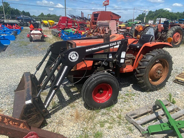 Image of Massey Ferguson 1030 equipment image 3