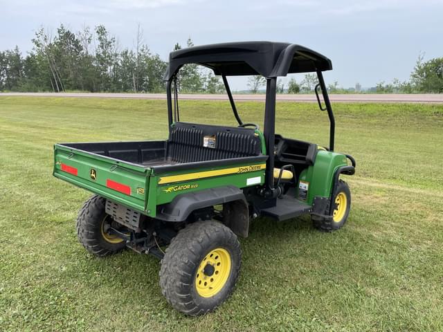 Image of John Deere Gator XUV 620i equipment image 4