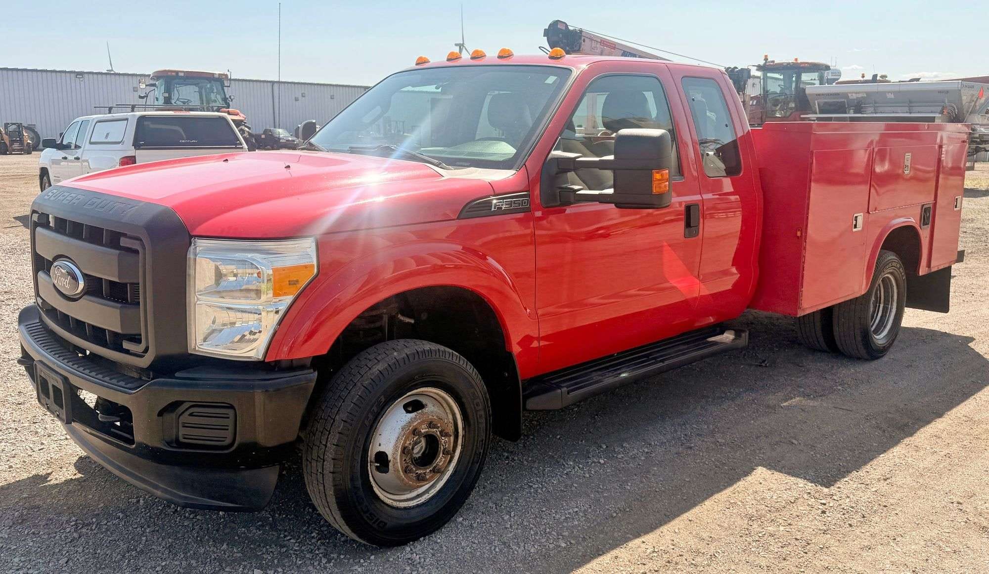 2012 Ford F-350 Equipment Image0
