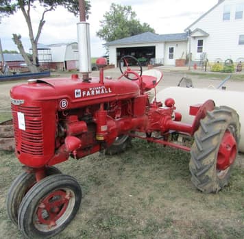Main image Farmall B