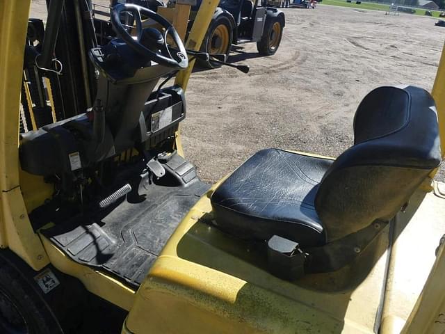 Image of Hyster H50FT equipment image 4