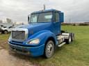 2007 Freightliner Columbia Image