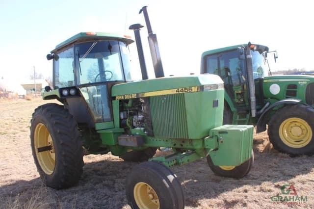 Image of John Deere 4455 equipment image 1