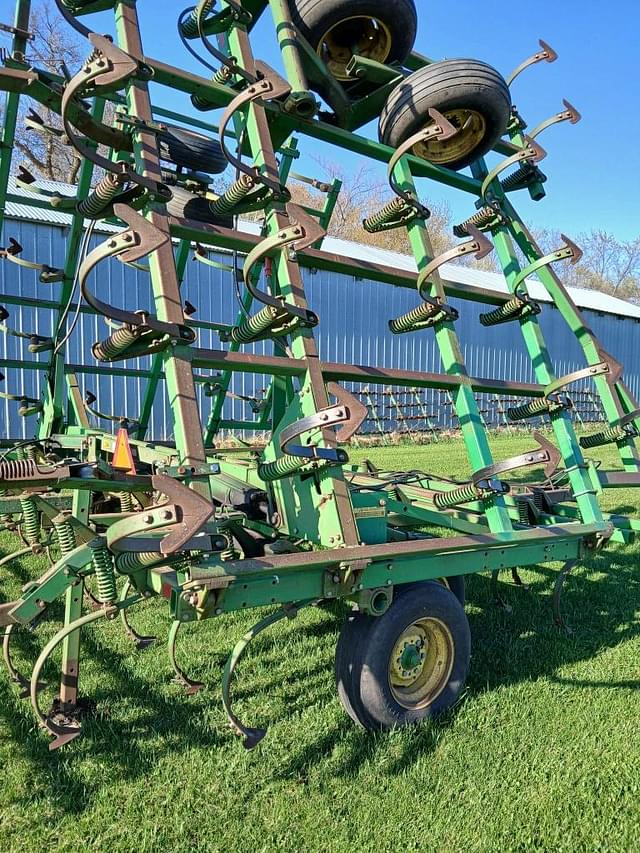 Image of John Deere 960 equipment image 4