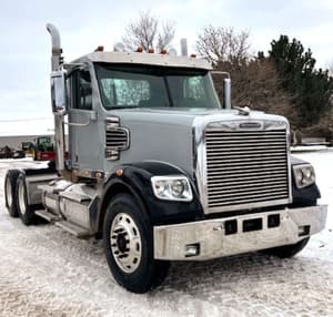 2011 Freightliner Coronado Image