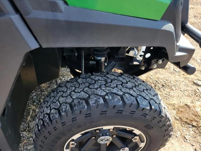Image of John Deere XUV 835R equipment image 3