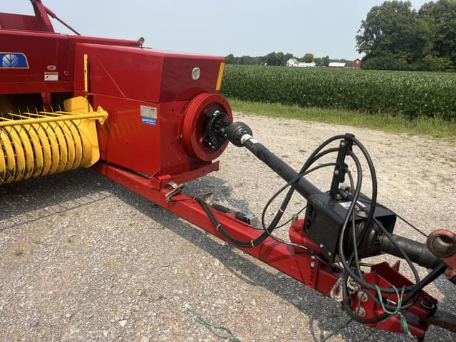 Image of New Holland BC5070 equipment image 3