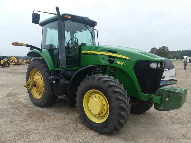 Image of John Deere 7830 equipment image 1