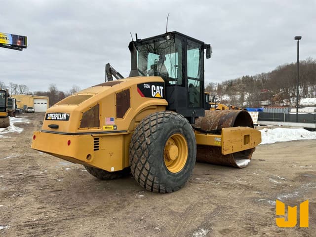 Image of Caterpillar CS56 equipment image 4