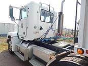 Thumbnail image Freightliner FLD 3