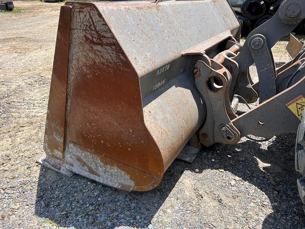 Main image Volvo L110E 20
