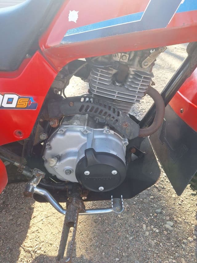 Image of Honda 200S equipment image 3