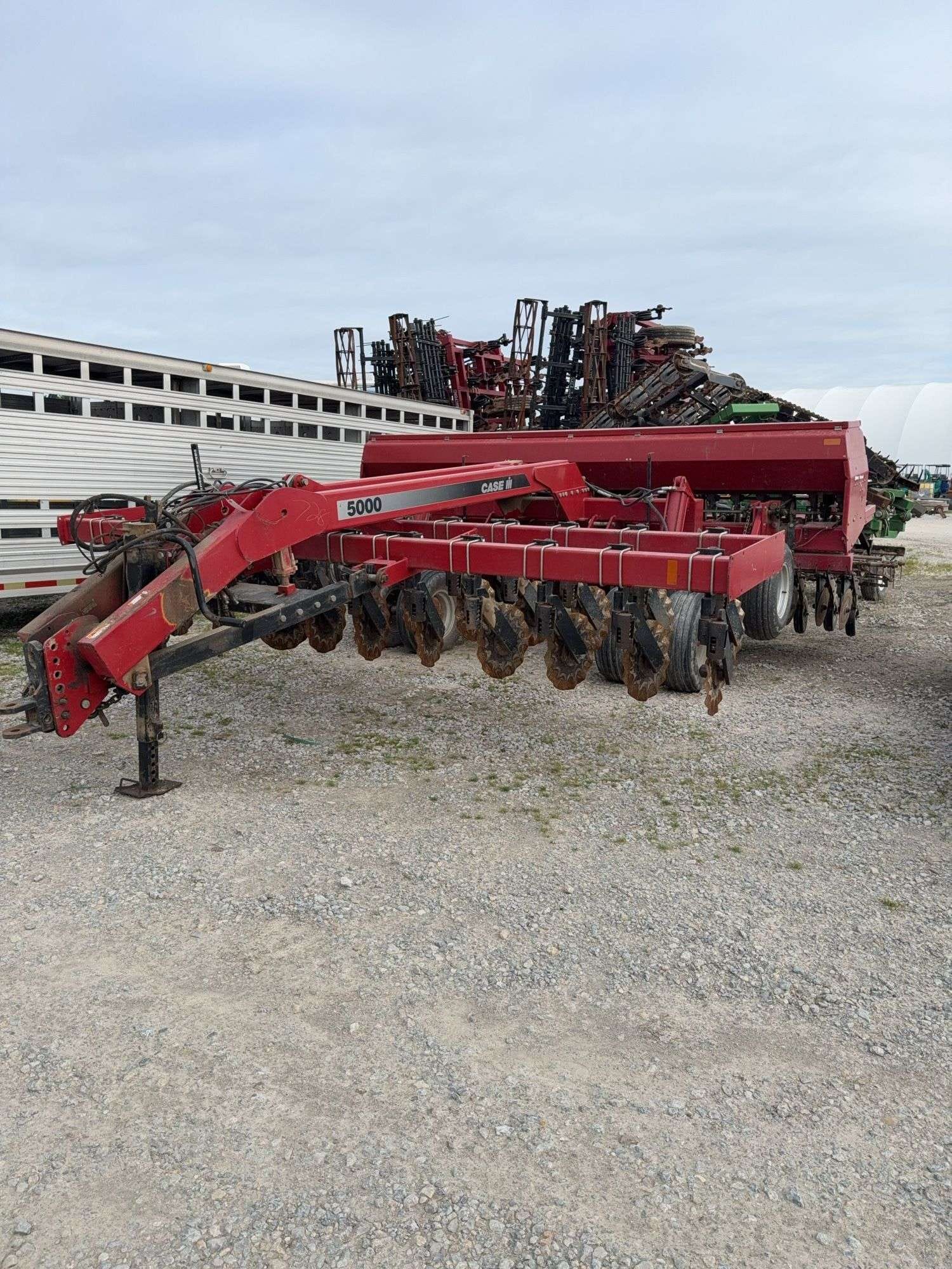 Case IH 5400 Equipment Image0