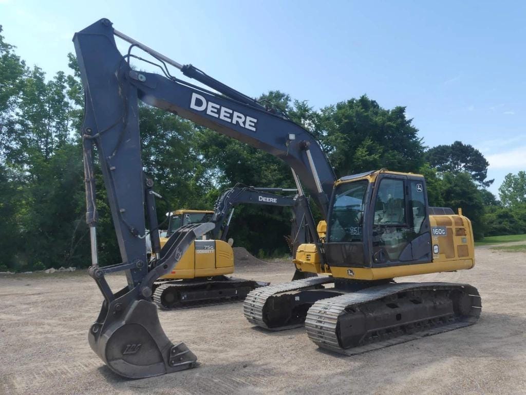 2014 John Deere 160G Equipment Image0