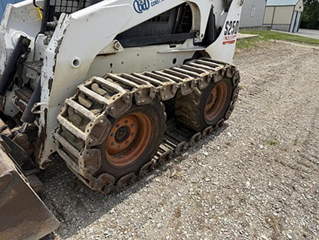 Image of Bobcat S250 equipment image 1