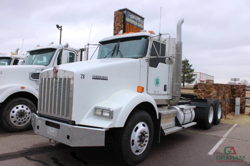 Image of Kenworth T800 Primary image