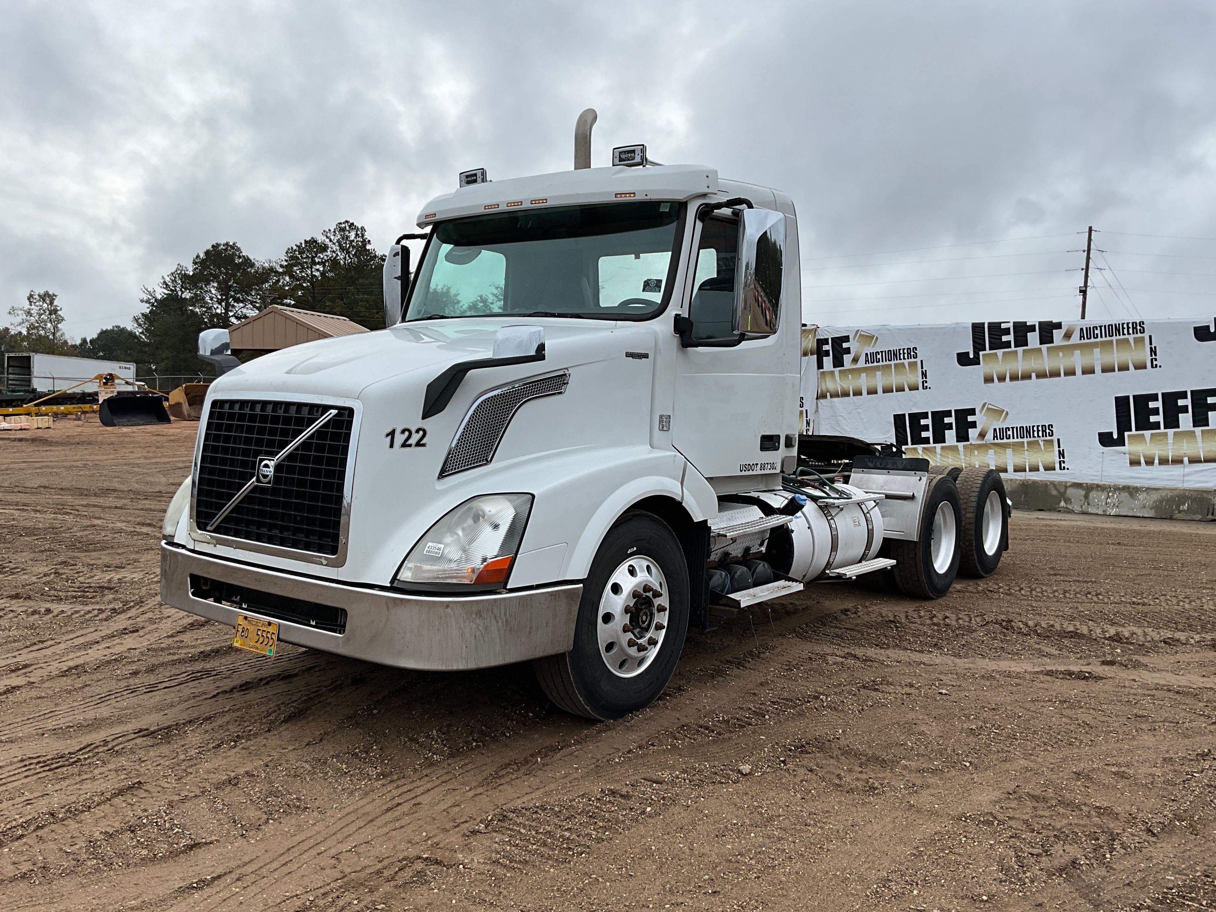 Main image Volvo VNL