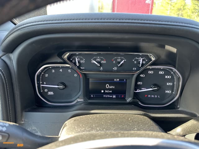 Image of GMC 3500HD equipment image 3