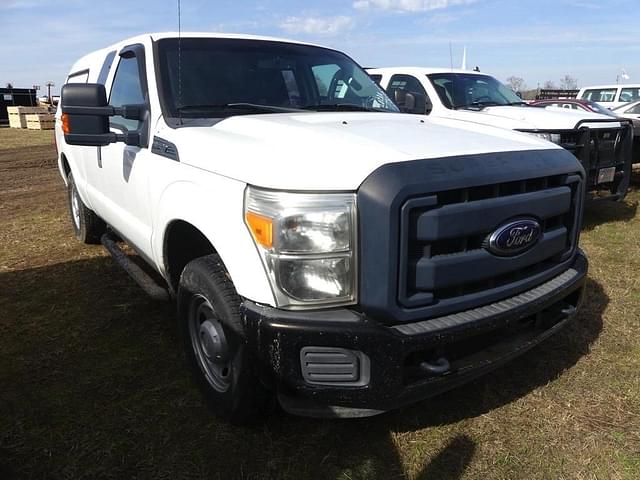 Image of Ford F-250 equipment image 1