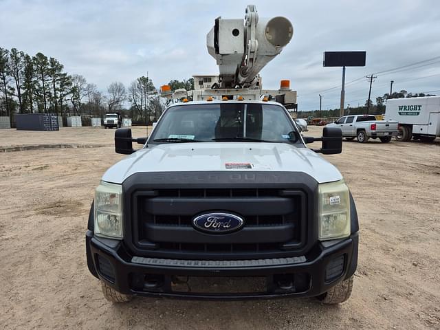 Image of Ford F-550 equipment image 1