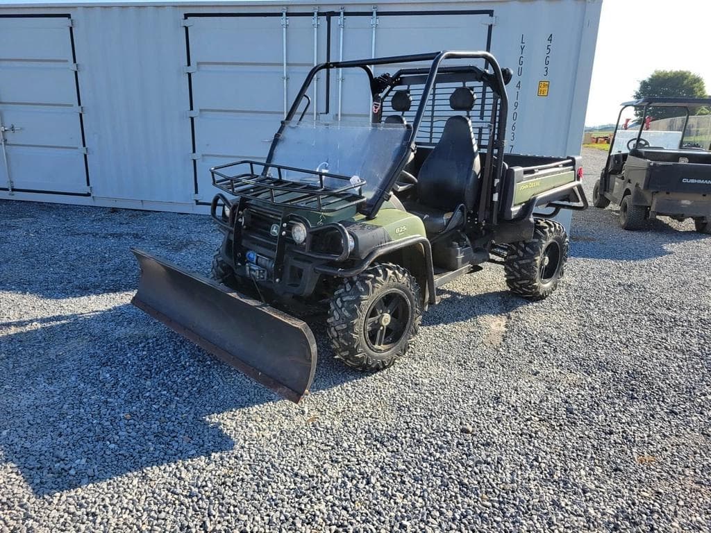 Image of John Deere Gator XUV 825i Primary image