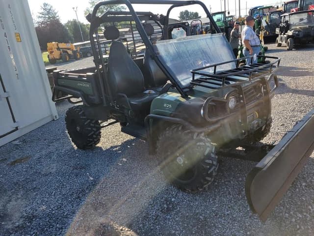 Image of John Deere Gator XUV 825i equipment image 3